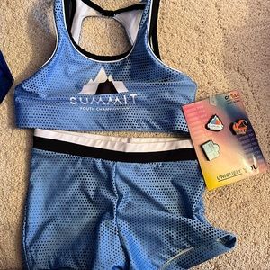 Youth Summit bra and shorts set and croc charms nwt youth medium cheer